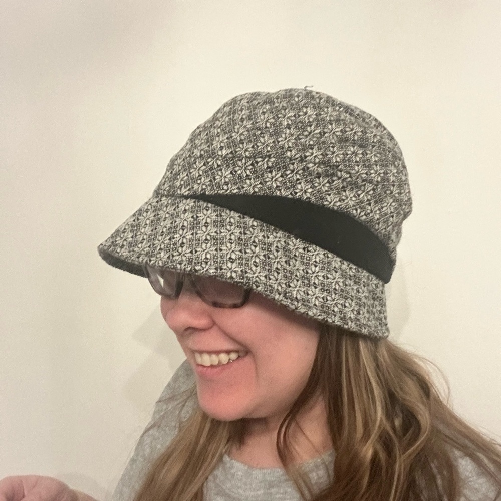 Black and Gray Women's Hat